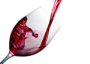 il vino rosso fa bene al cuore