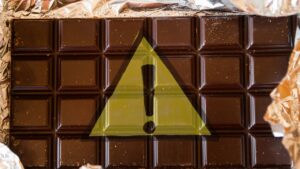 Cioccolato fondente e metalli pesanti: ecco a cosa devi stare attento quando compri le tavolette al supermercato