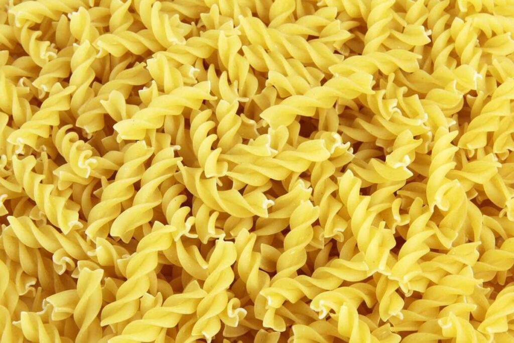 La pasta scaduta si può mangiare?