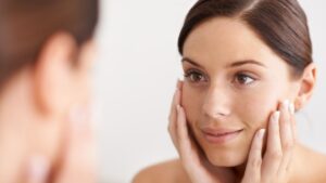 Come prendersi cura al meglio della pelle del viso