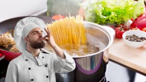 Ecco perché non dovresti buttare l’acqua di cottura della pasta! I metodi per riutilizzarla e creare piatti sublimi