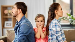 Come comunicare ai figli più piccoli la separazione dei genitori?