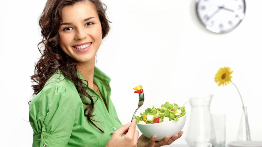 La dieta della felicità: 12 cibi per combattere stanchezza e tristezza