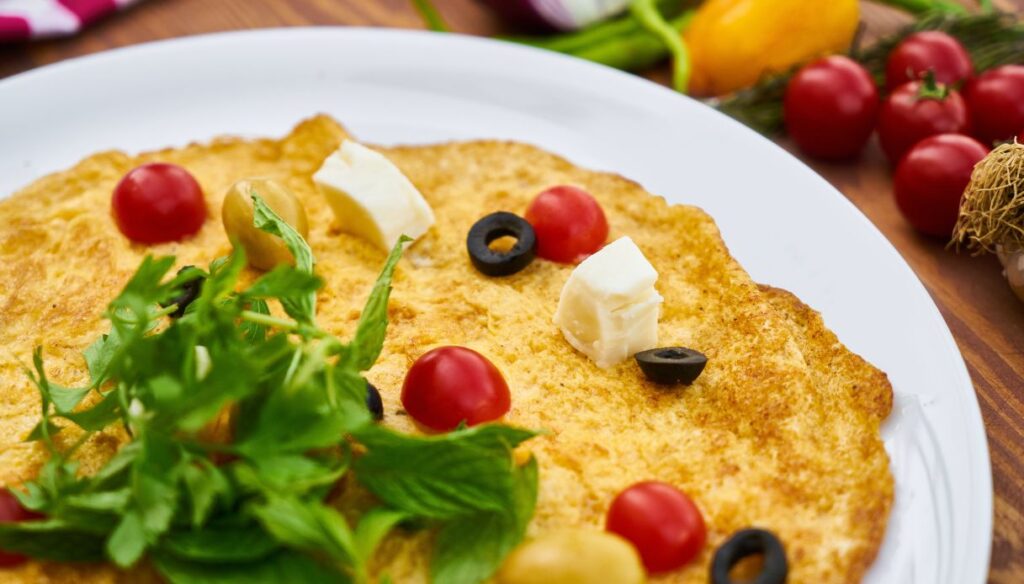 La frittata perfetta: ecco la ricetta per farla venire alta e gustosa