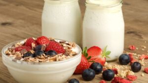 Lo yogurt: l’alleato perfetto per la salute dell’intestino