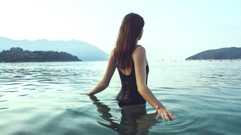 Ecco i 6 benefici dell’acqua di mare sulla pelle