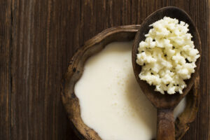 Cosa succede al tuo intestino se mangi kefir ogni giorno?
