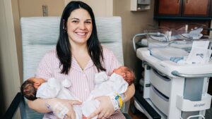 Mamma con un doppio utero partorisce due figlie in due giorni diversi