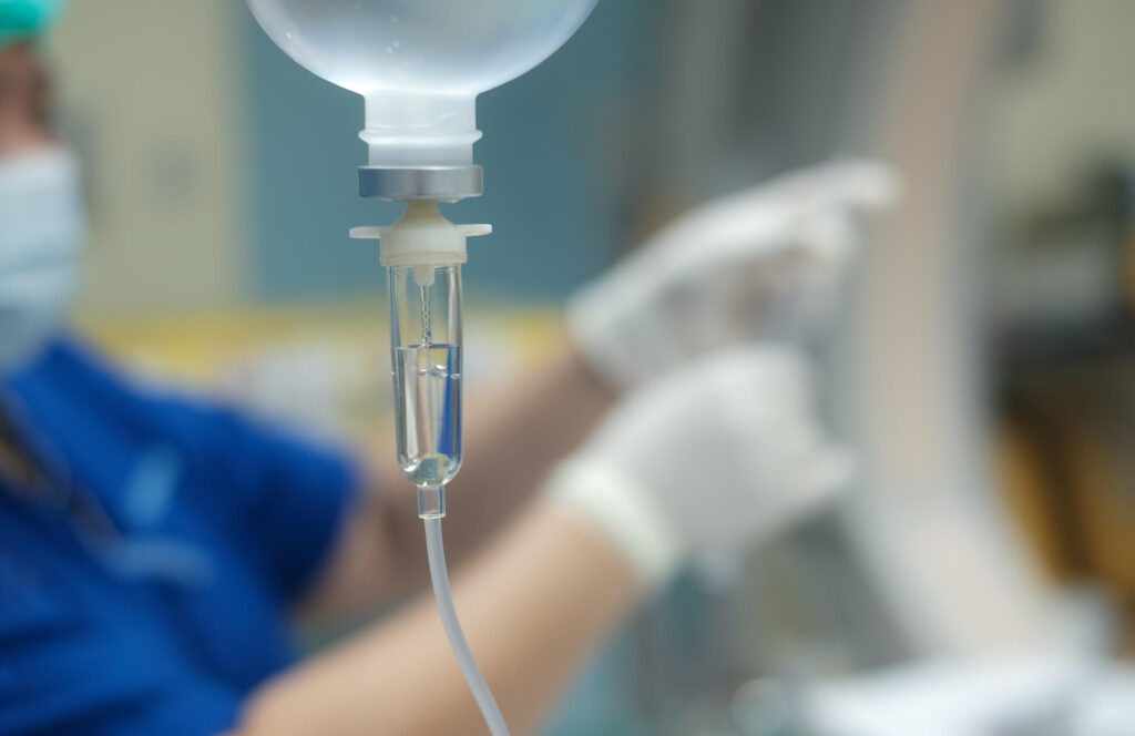 5 pazienti oncologici contagiati da epatite durante la “chemioterapia”