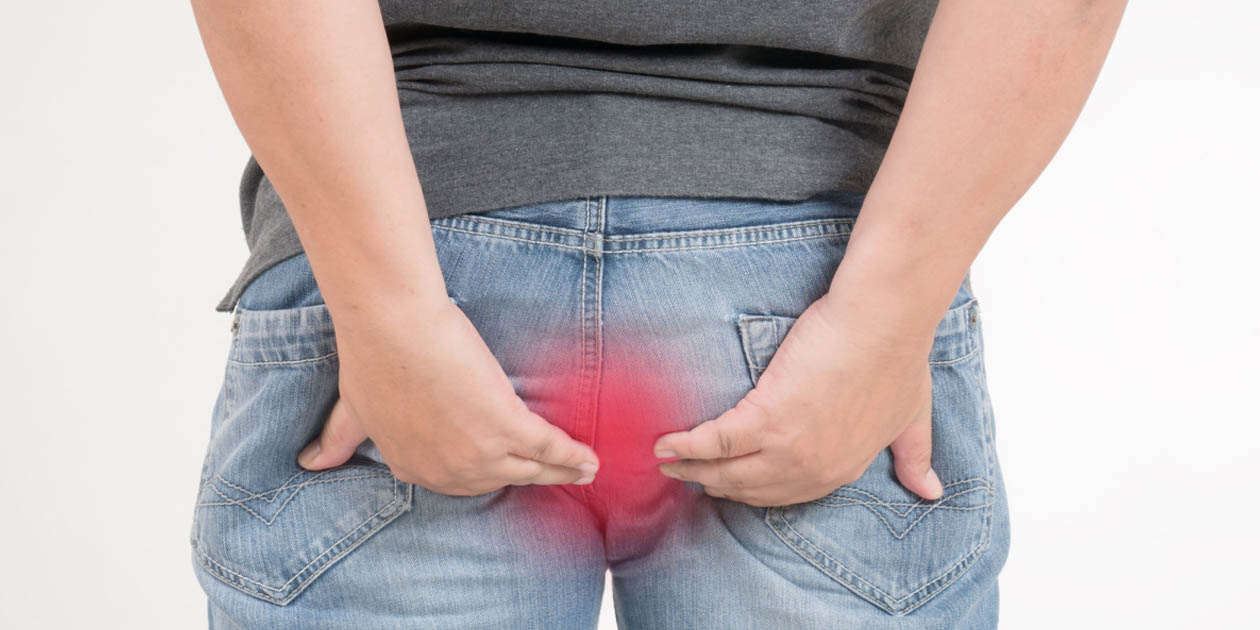 Perché gli uomini hanno un testicolo più grande e più alto dell'altro?