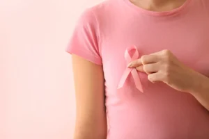 Camizestrant: la terapia ormonale che dimezza il rischio di progressione nel tumore al seno avanzato