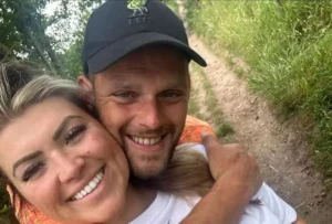 Pensava fosse mal di schiena, era un tumore: la storia di Stephen a 33 anni