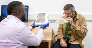 Tumore al pancreas: il test del respiro che può salvare migliaia di vite