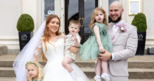 “Mi sono svegliata cieca da un occhio, cinque giorni dopo il matrimonio”: la storia di Chelsea e la diagnosi shock