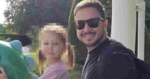 “Non l’ho vaccinata e ora il suo cervello è danneggiato”, il dramma di un papà