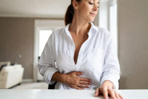 Stress e intestino: perché l’ansia ti gonfia la pancia