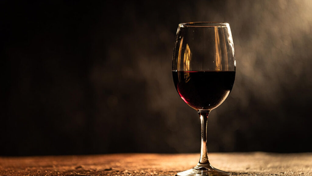 10 effetti dell’alcol sulla salute: cosa succede davvero al corpo