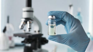 Un farmaco per la prostata mostra effetti contro il tumore al seno: cosa ha scoperto l’Università della Calabria