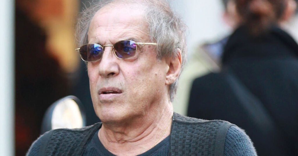 Il post di Claudio Lippi ha fatto tremare i fan di Celentano: poi è arrivata la smentita ufficiale