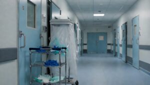 Difterite, giovane ricoverato in isolamento a Padova: profilassi per 100 contatti